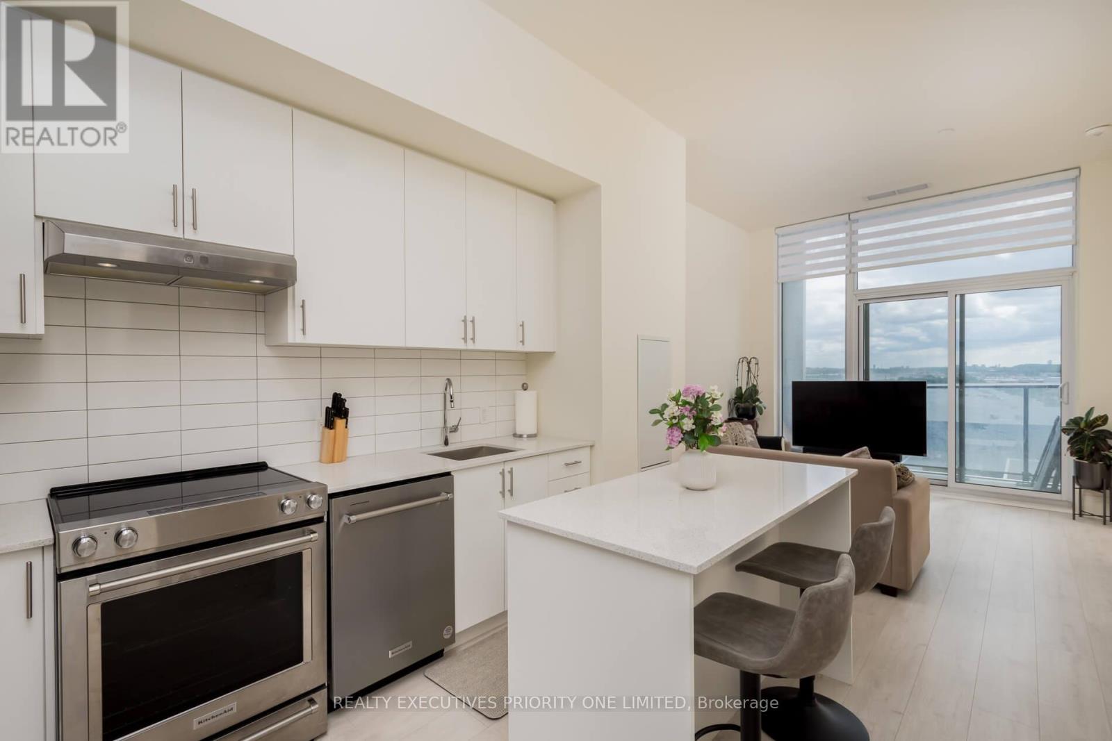 707 - 9000 Jane Street, Vaughan, Ontario  L4K 0M6 - Photo 6 - N13675144