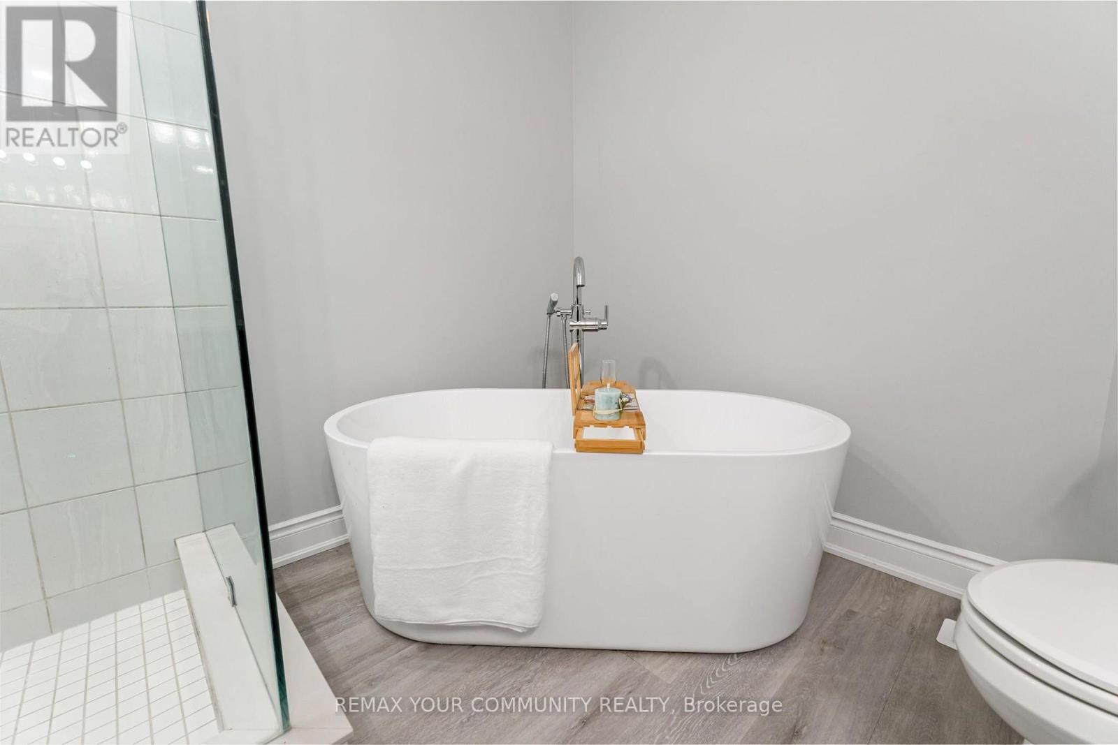 99 Walker Boulevard, New Tecumseth, Ontario  L9R 1A5 - Photo 30 - N13675170