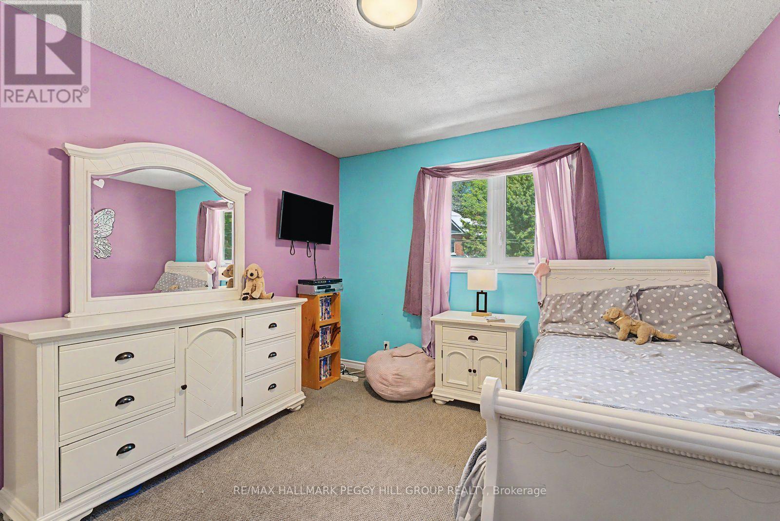 11 Harriet Street, Severn (Coldwater), Ontario  L0K 1E0 - Photo 6 - S13675086