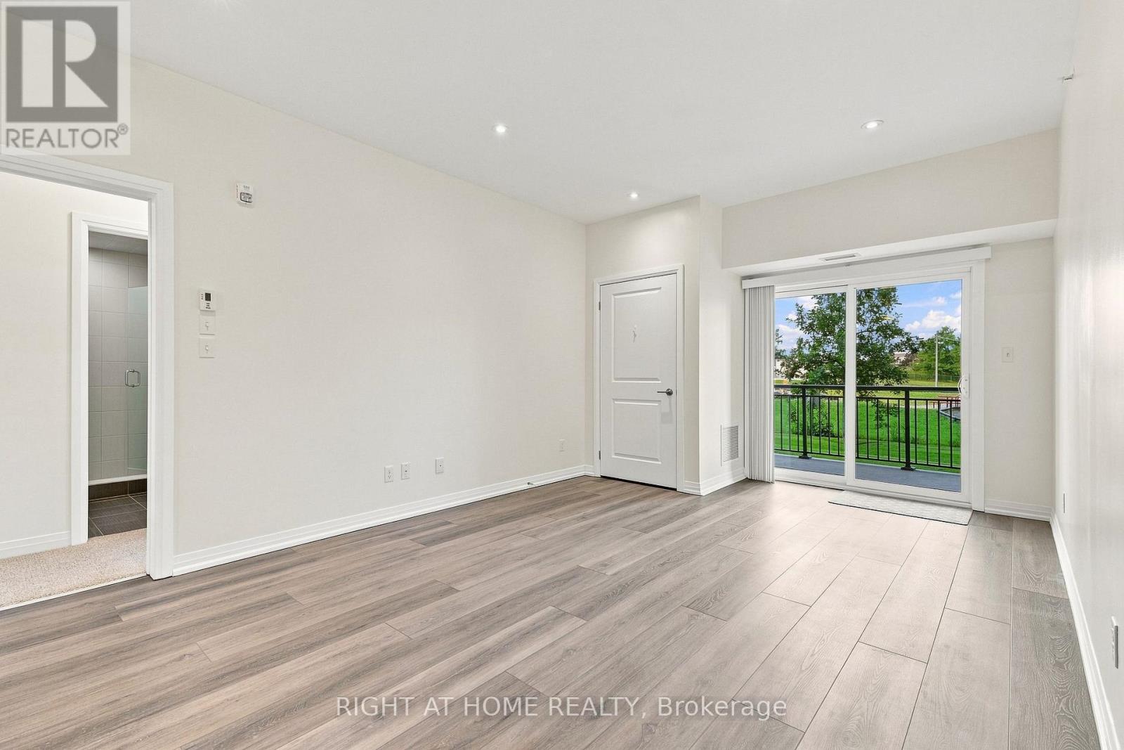 #106 - 299 Cundles Road E, Barrie, Ontario L4M 0K9 - Photo 19 - S13675274