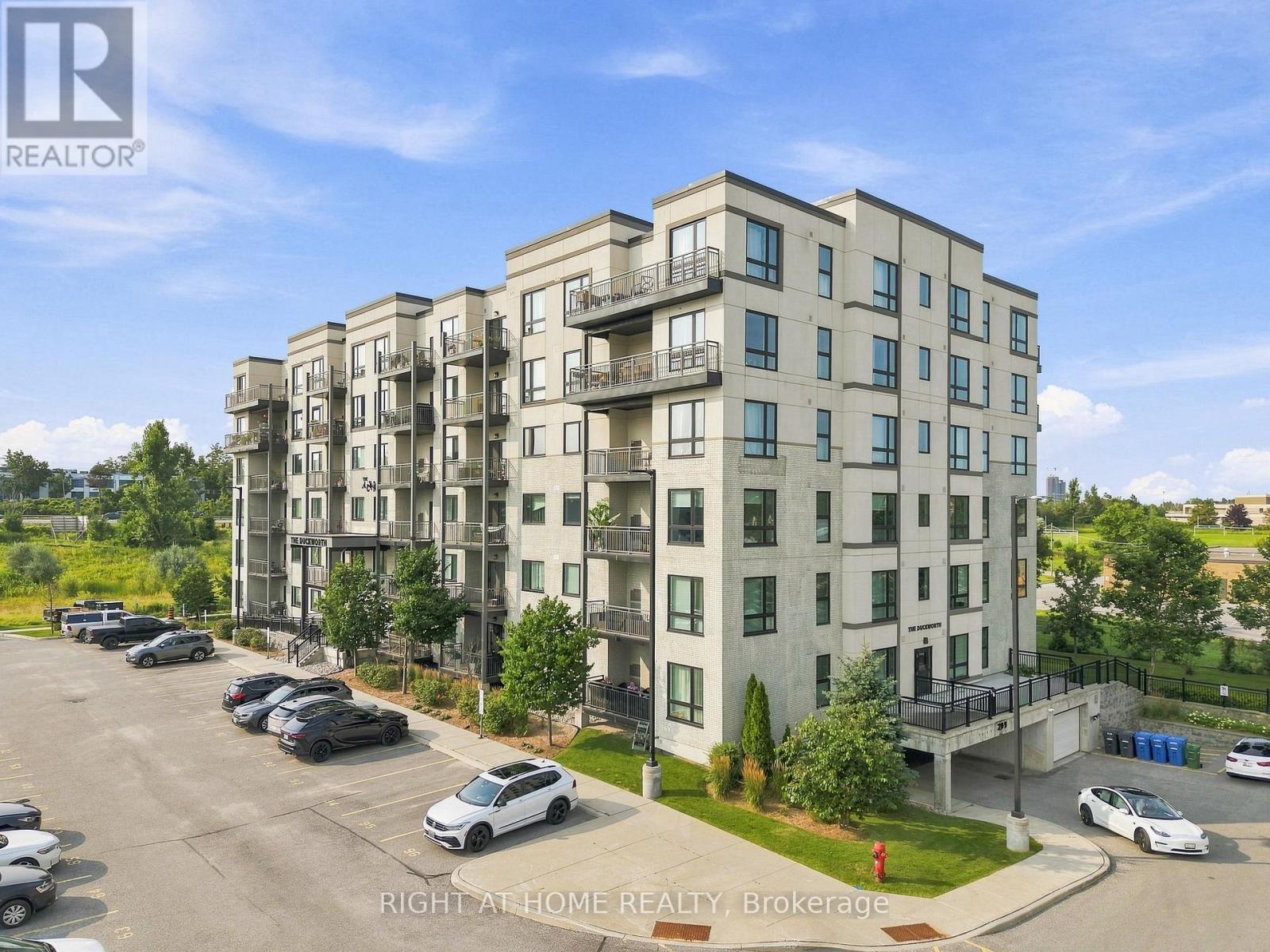 #106 - 299 Cundles Road E, Barrie, Ontario L4M 0K9 - Photo 2 - S13675274