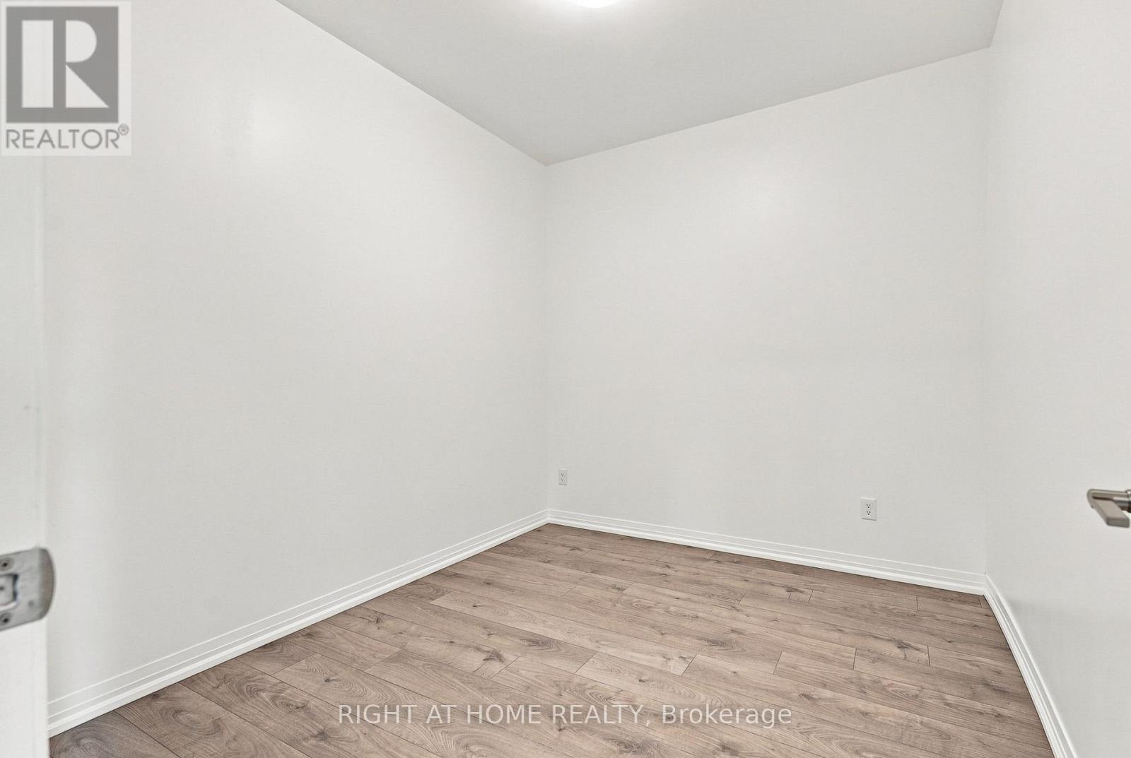 #106 - 299 Cundles Road E, Barrie, Ontario L4M 0K9 - Photo 23 - S13675274