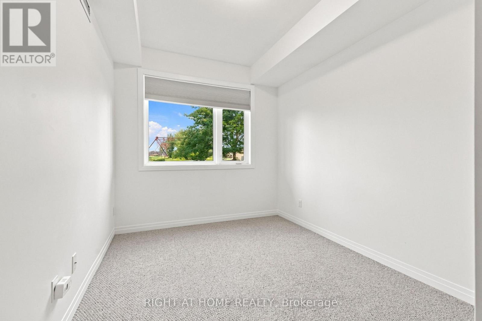#106 - 299 Cundles Road E, Barrie, Ontario L4M 0K9 - Photo 32 - S13675274