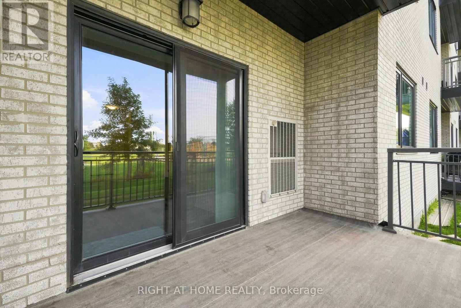 #106 - 299 Cundles Road E, Barrie, Ontario L4M 0K9 - Photo 35 - S13675274