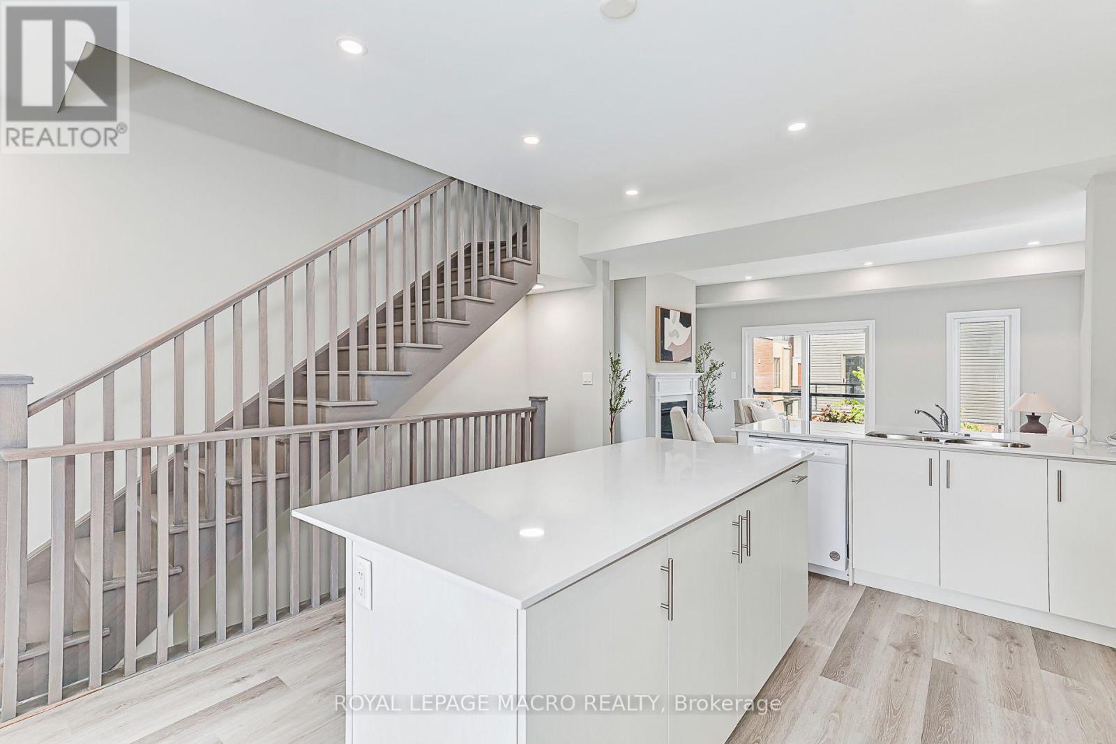 1 - 33 Dawson Drive, Collingwood, Ontario  L9Y 5T1 - Photo 15 - S13675276