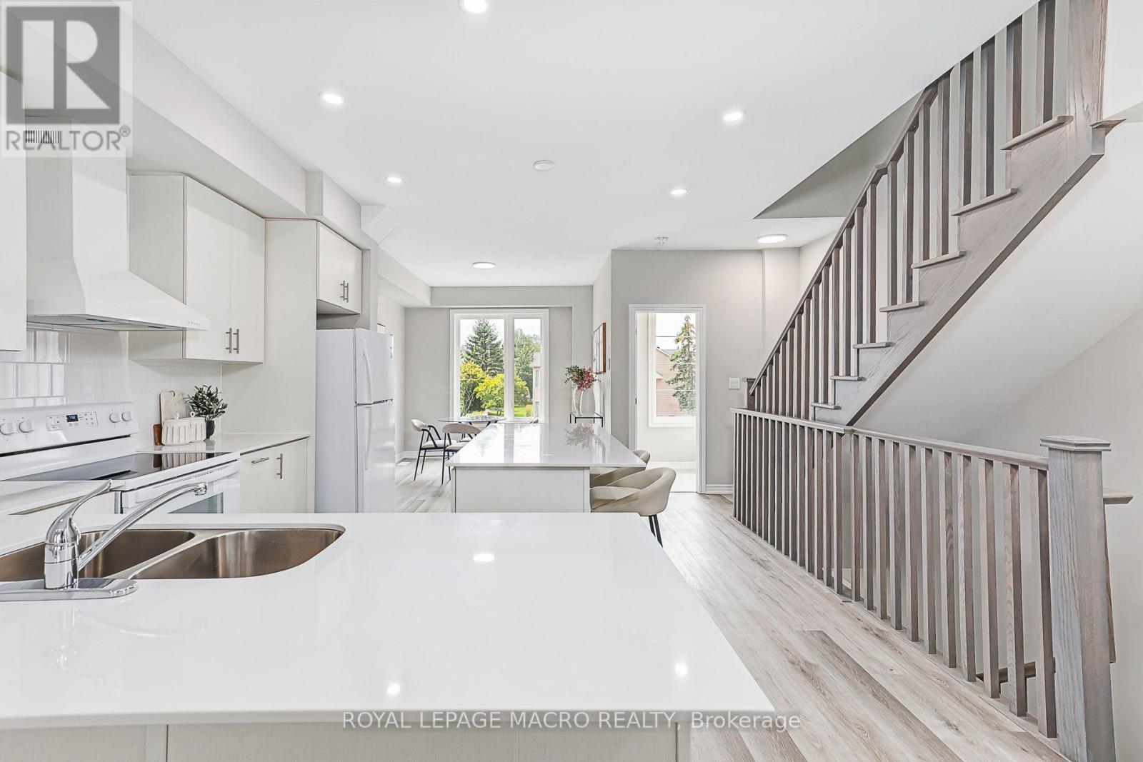 1 - 33 Dawson Drive, Collingwood, Ontario  L9Y 5T1 - Photo 17 - S13675276