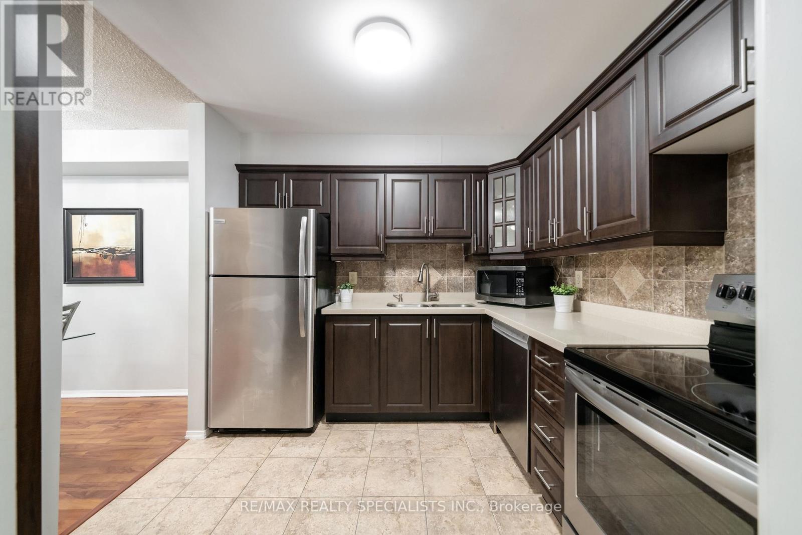 612 - 95 Trailwood Drive, Mississauga, Ontario  L4Z 3L2 - Photo 5 - W13675036