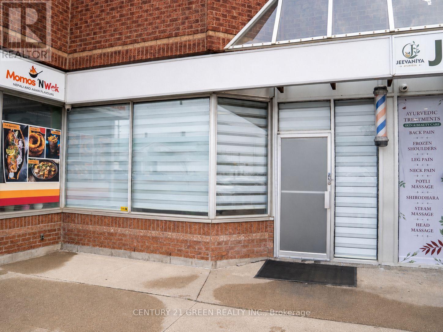 8 - 2565 STEELES AVENUE E, Brampton, Ontario