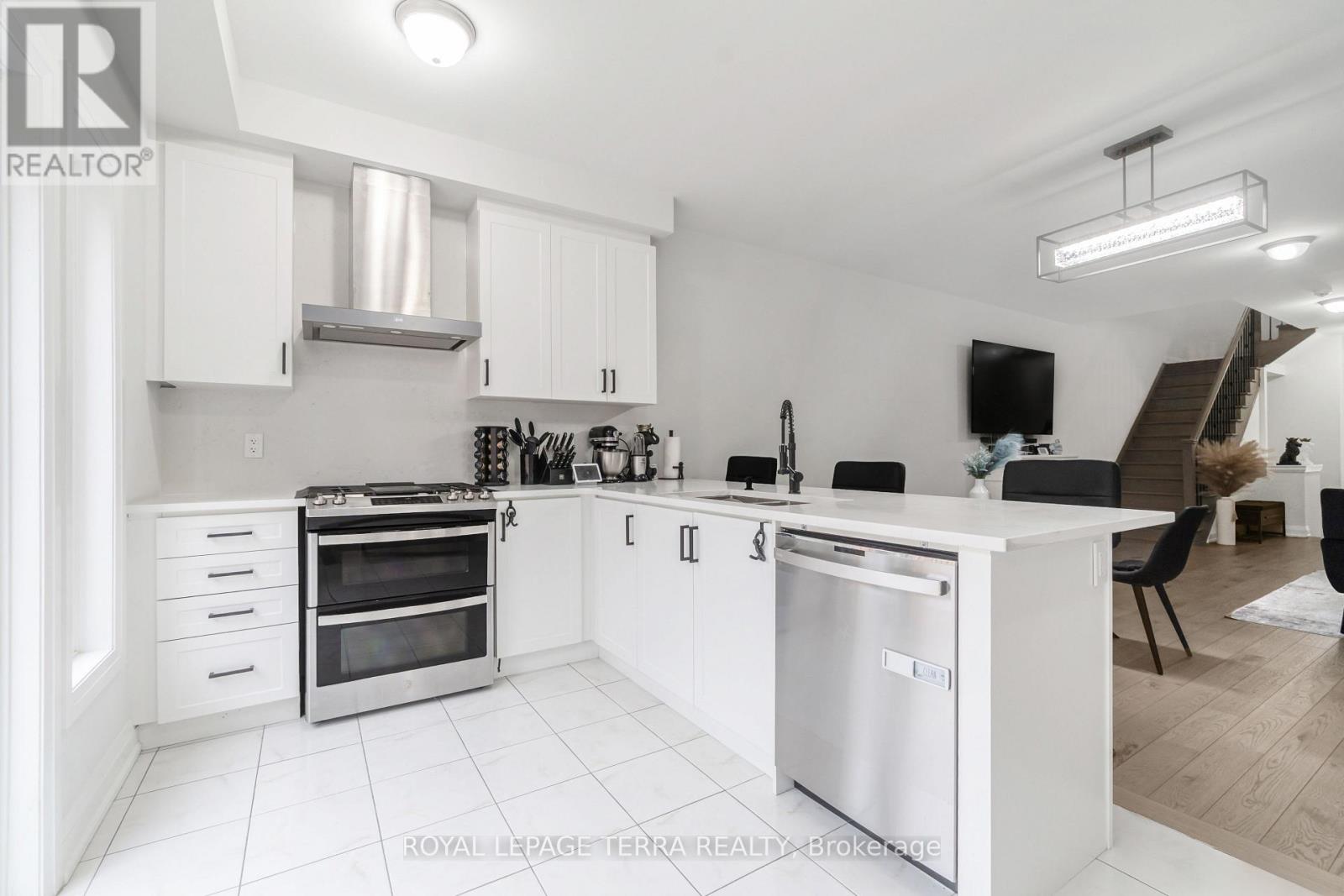 27 Summerbeam Way, Brampton, Ontario  L6Y 6K5 - Photo 16 - W13675084