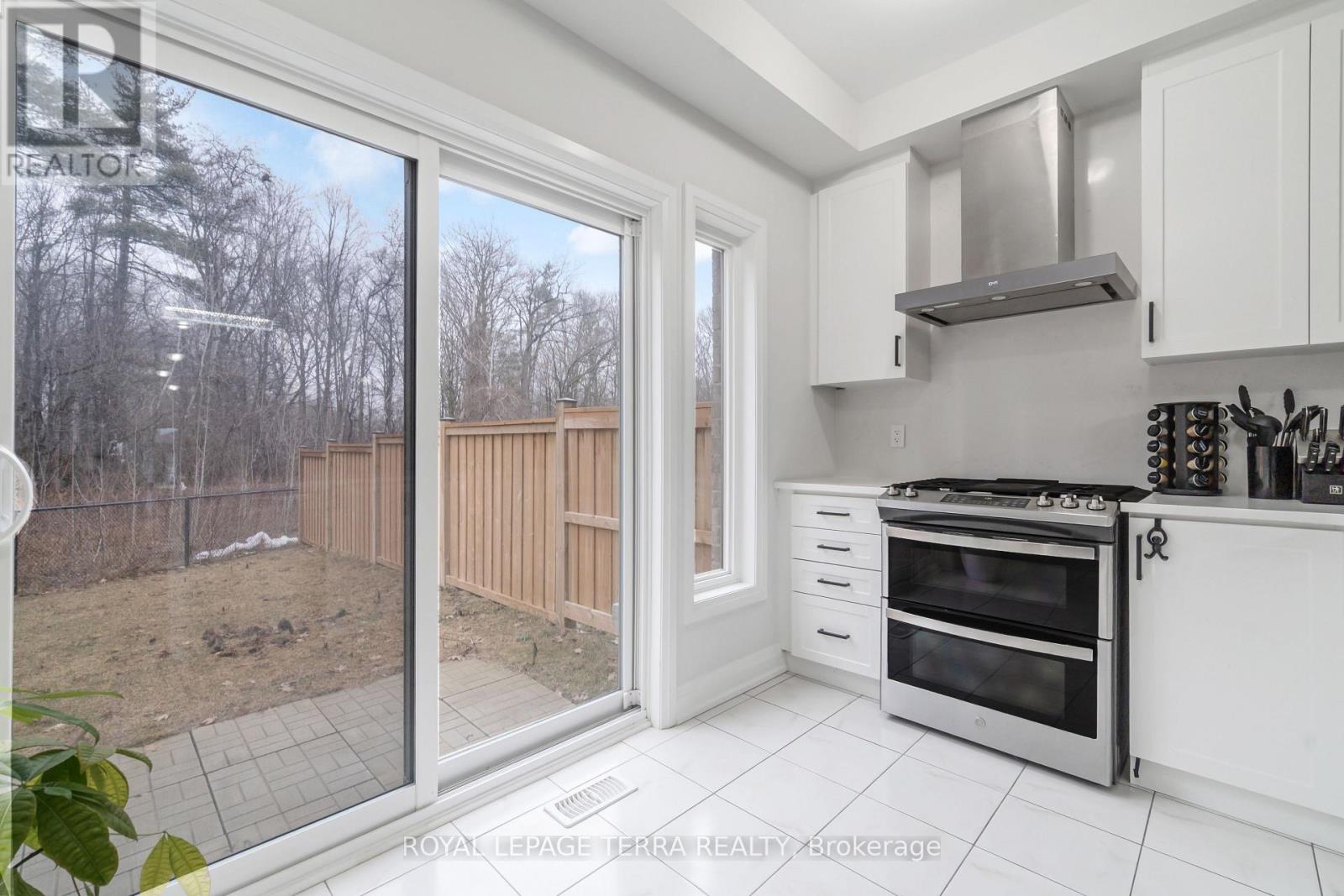 27 Summerbeam Way, Brampton, Ontario  L6Y 6K5 - Photo 17 - W13675084