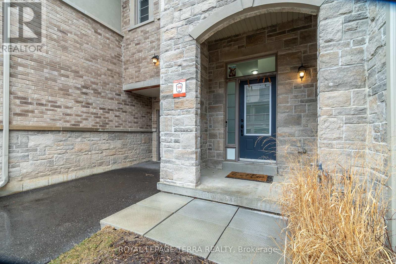 27 Summerbeam Way, Brampton, Ontario  L6Y 6K5 - Photo 3 - W13675084