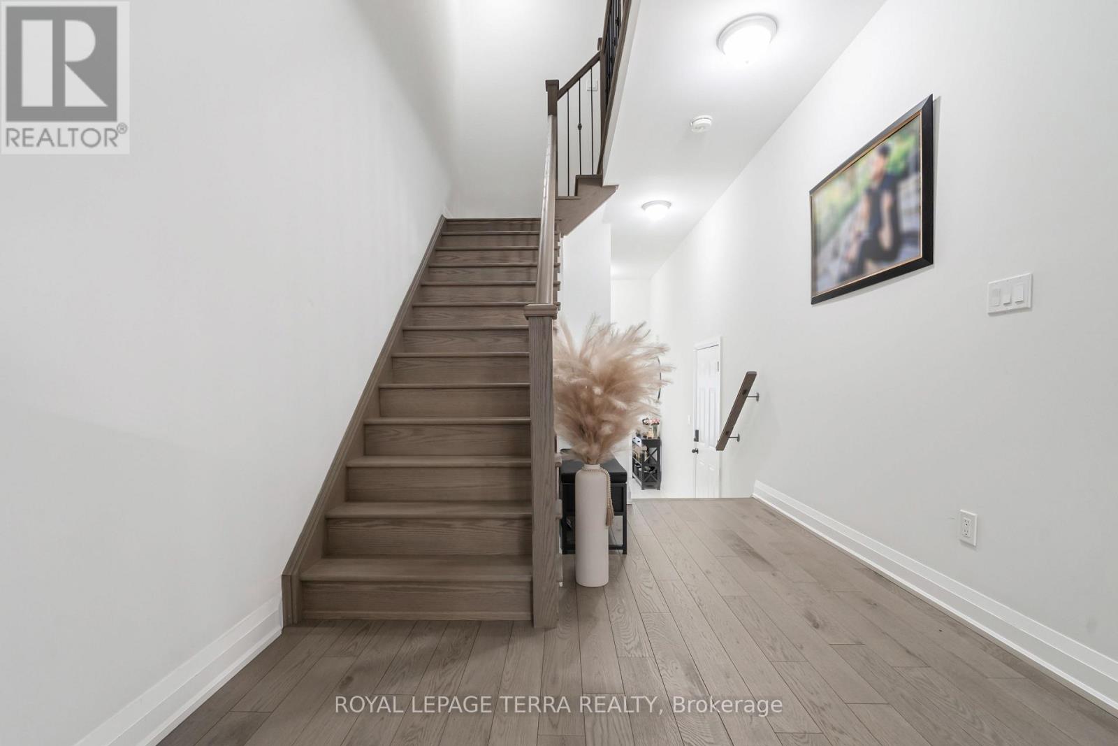 27 Summerbeam Way, Brampton, Ontario  L6Y 6K5 - Photo 7 - W13675084