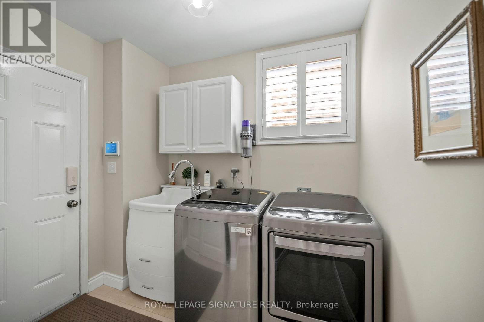 7134 Hallsands Drive, Mississauga, Ontario  L5N 7T2 - Photo 26 - W13675246
