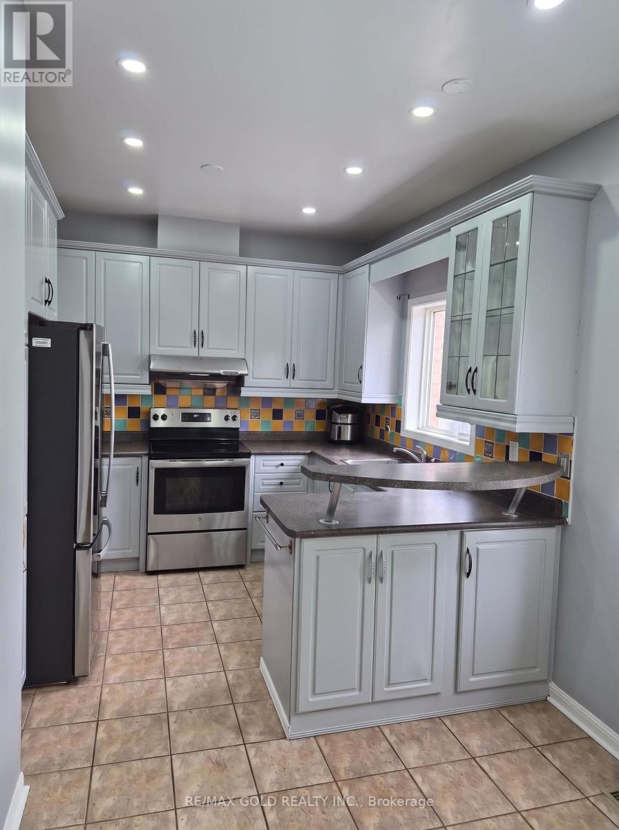 22 Blue Whale Boulevard, Brampton, Ontario  L6R 2M2 - Photo 10 - W13675270