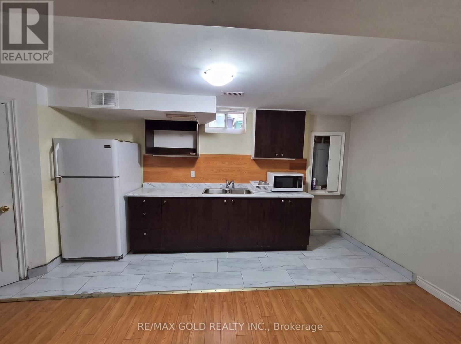 22 Blue Whale Boulevard, Brampton, Ontario  L6R 2M2 - Photo 20 - W13675270