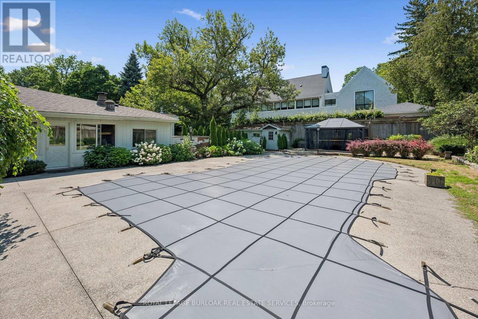 138 Appleby Place, Burlington, Ontario  L7L 2X1 - Photo 38 - W13675272