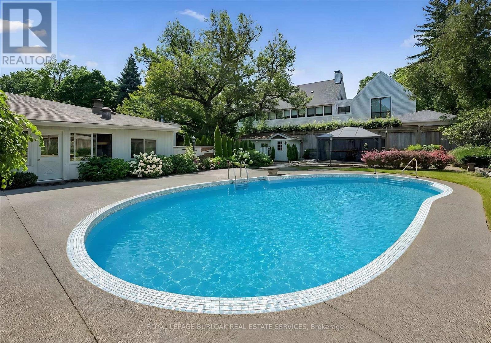 138 Appleby Place, Burlington, Ontario  L7L 2X1 - Photo 39 - W13675272