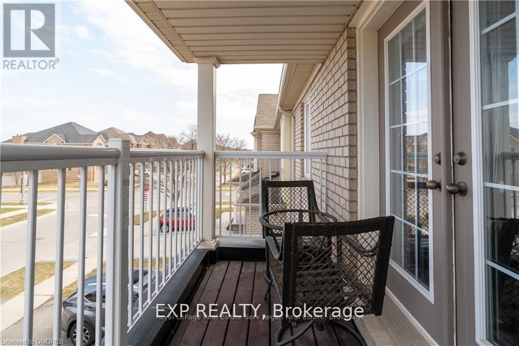 1333 Kestell Boulevard, Oakville, Ontario  L6H 0C8 - Photo 12 - W13675354