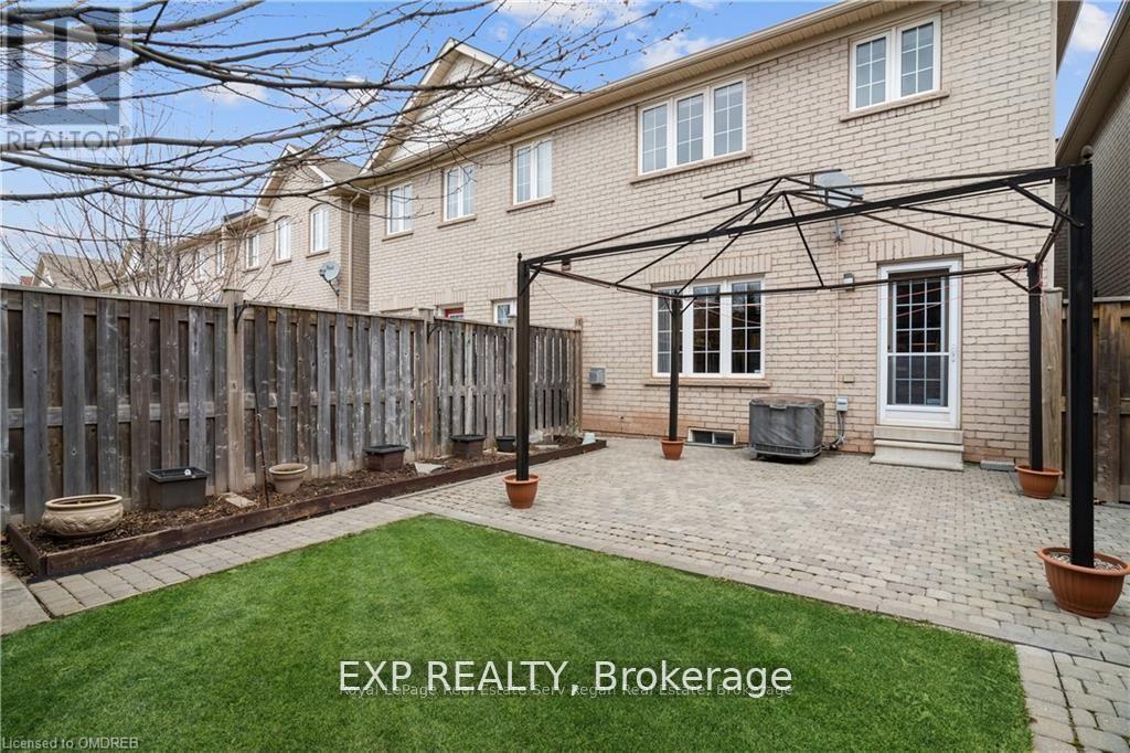 1333 Kestell Boulevard, Oakville, Ontario  L6H 0C8 - Photo 15 - W13675354