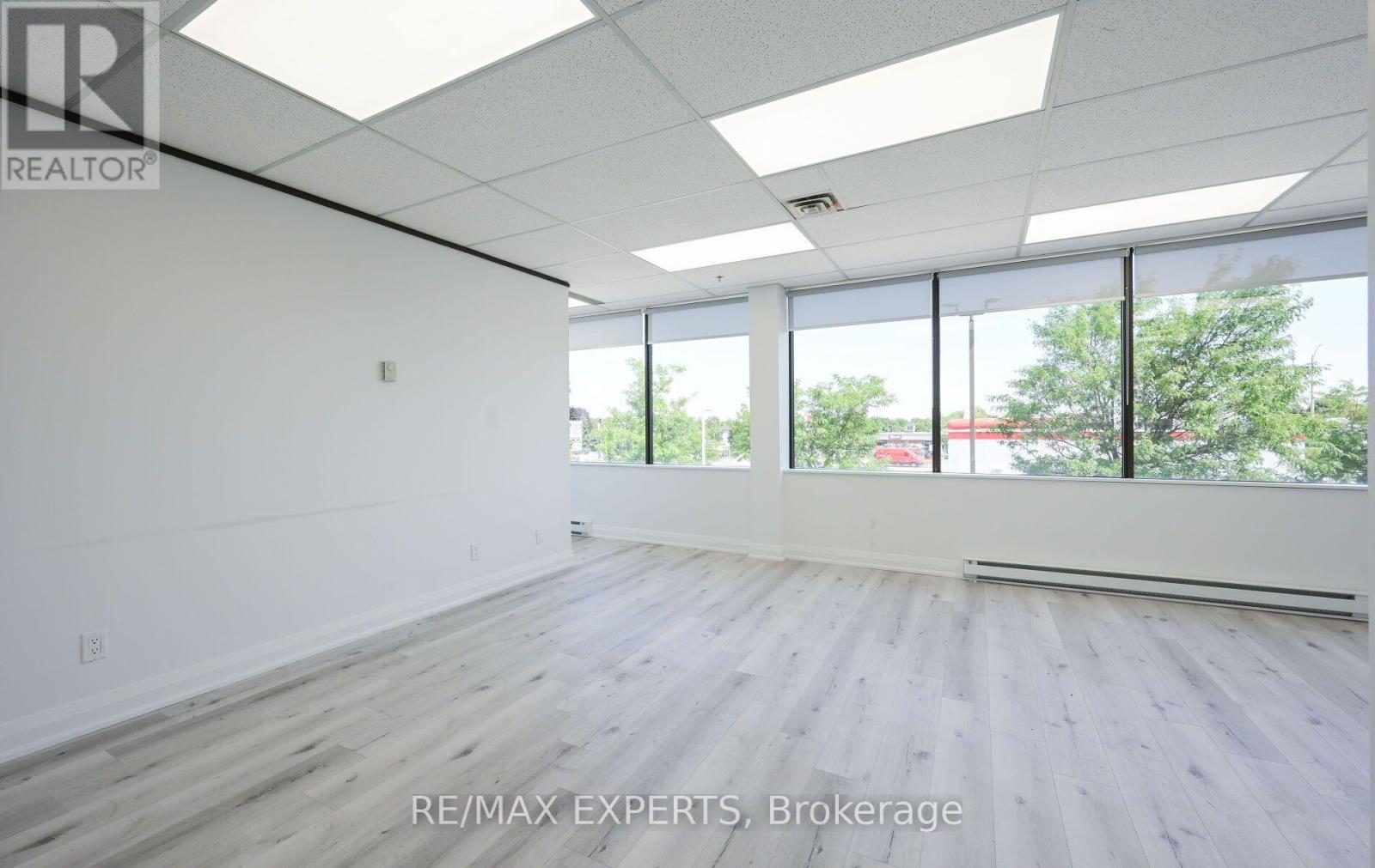 210 - 30 Martha Street, Caledon, Ontario L7E 5V1 - Photo 20 - W13591562