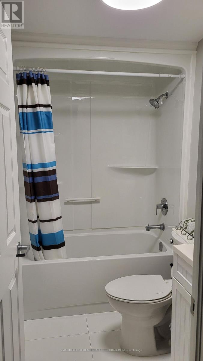 67 Cartwright Avenue, Toronto, Ontario  M6A 1V1 - Photo 9 - W13612296