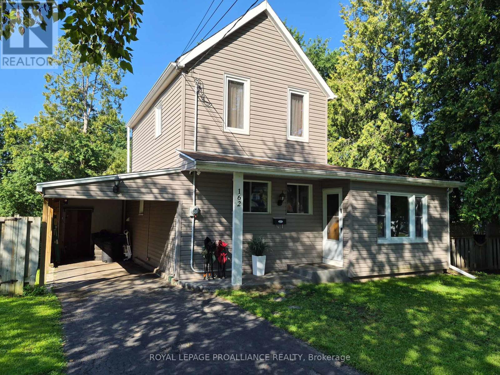 162 FIRST AVENUE, Brockville, Ontario