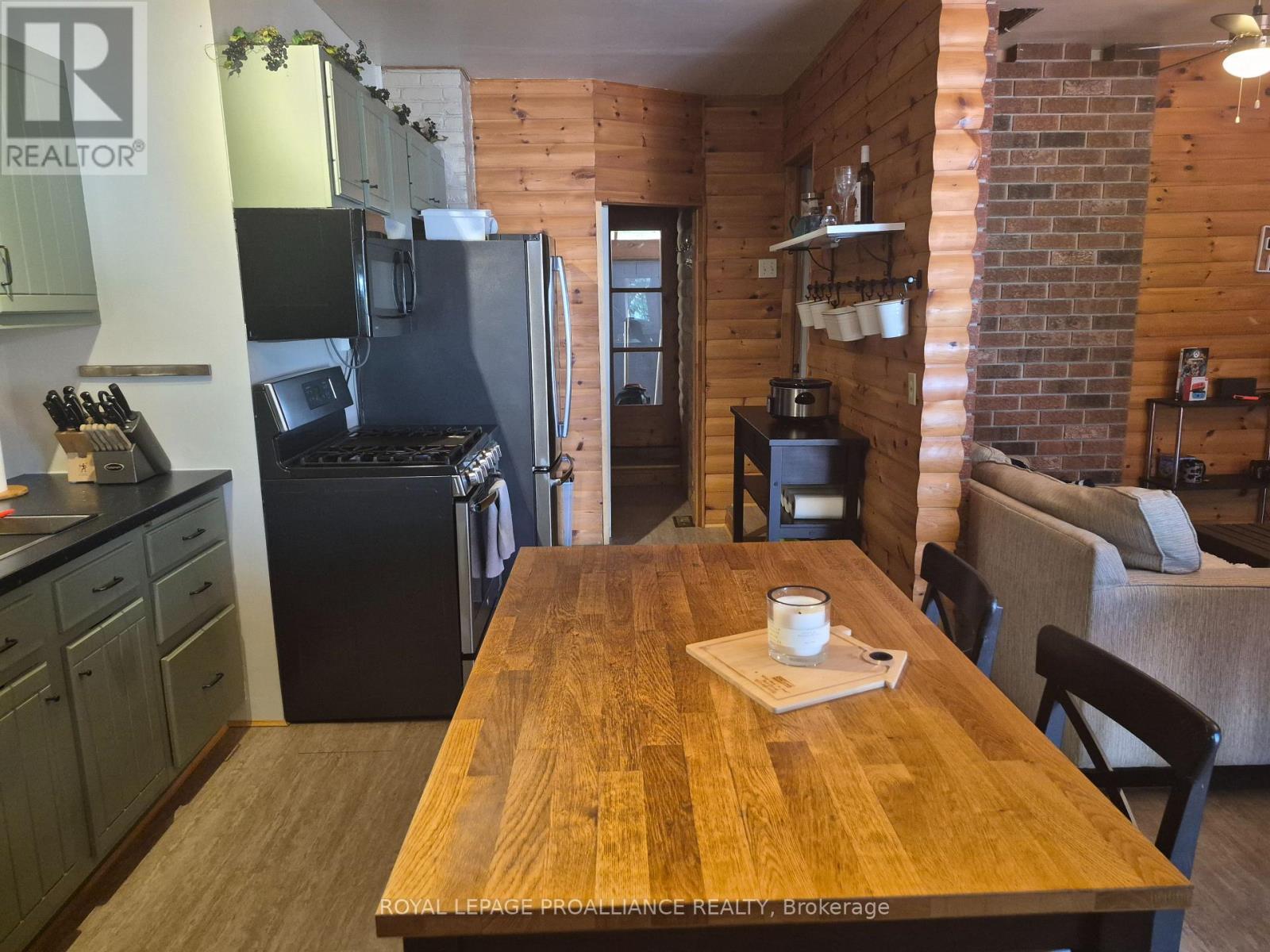 162 First Avenue, Brockville, Ontario  K6V 3B5 - Photo 7 - X13673028