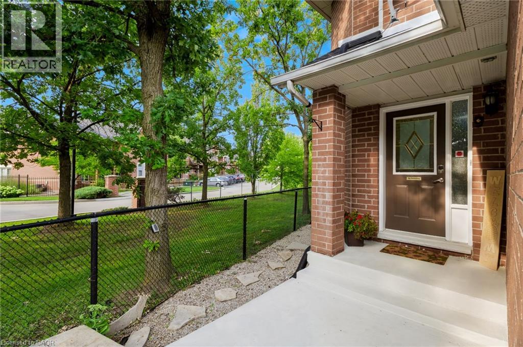 4130 Foxwood Drive, Burlington, Ontario  L7M 4L3 - Photo 3 - 40855640