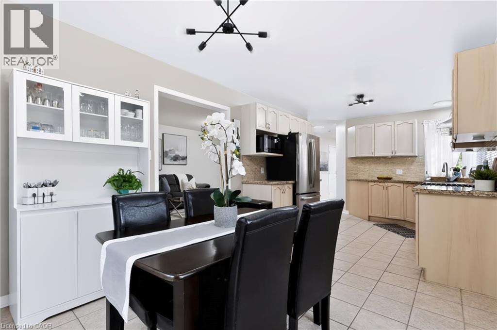 4130 Foxwood Drive, Burlington, Ontario  L7M 4L3 - Photo 7 - 40855640