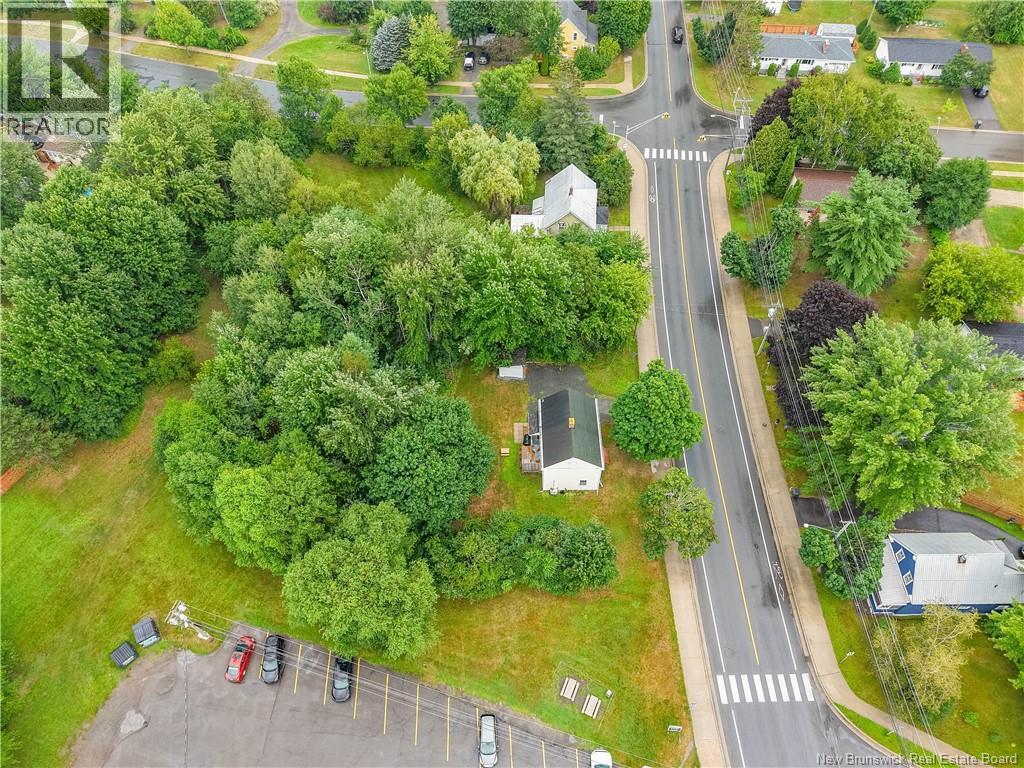 333 Sunset Drive, Fredericton, New Brunswick  E3A 1B3 - Photo 38 - NB145564