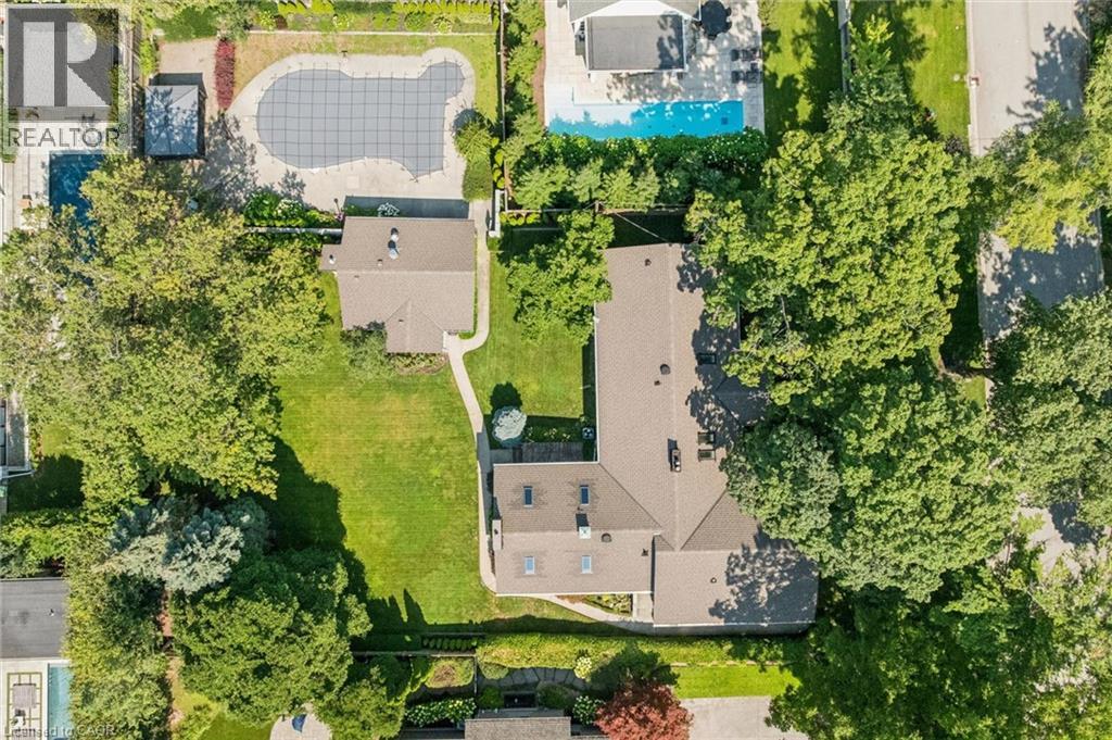 138 Appleby Place, Burlington, Ontario  L7L 2X1 - Photo 2 - 40850310
