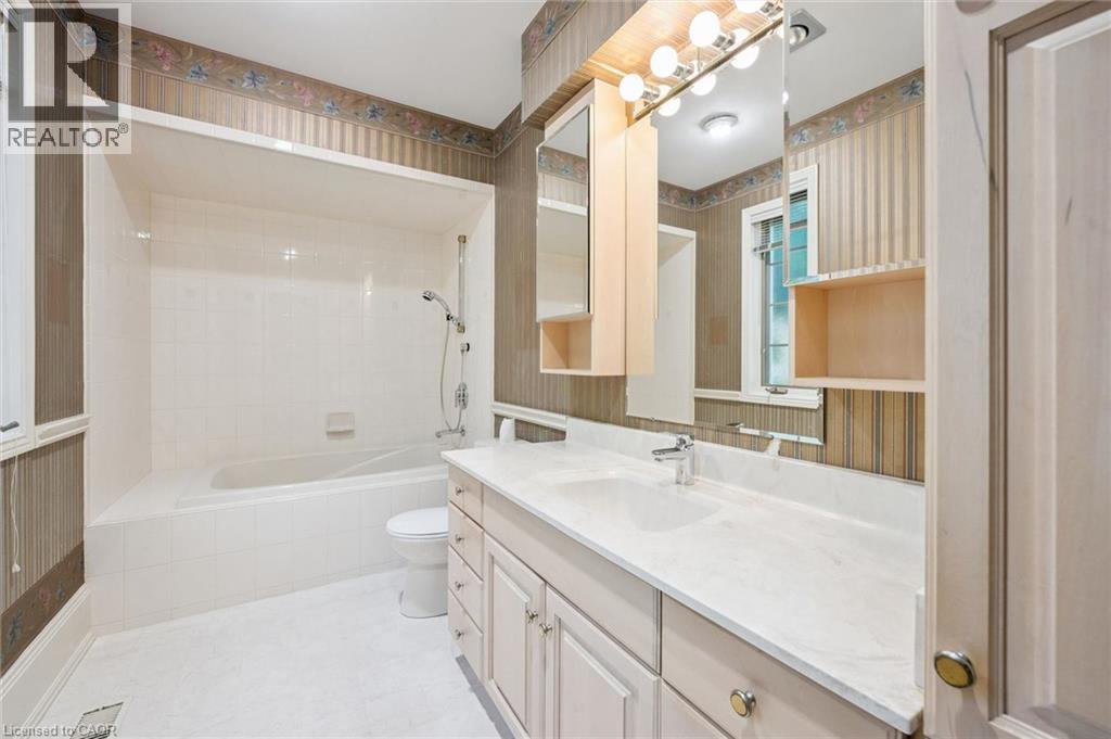 138 Appleby Place, Burlington, Ontario  L7L 2X1 - Photo 28 - 40850310