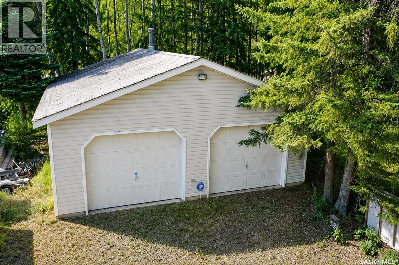 303 Christel Crescent, Lac Des Îles, Saskatchewan  S0M 1A0 - Photo 4 - SK045467