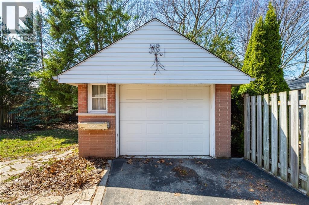 58 Lowrey Avenue S, Cambridge, Ontario  N1R 4Z6 - Photo 34 - 40850712
