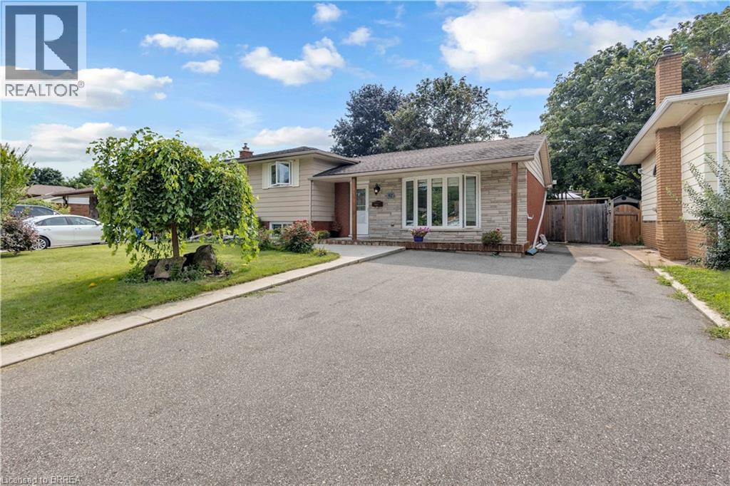 92 Brier Park Road, Brantford, Ontario  N3R 5T4 - Photo 3 - 40854538