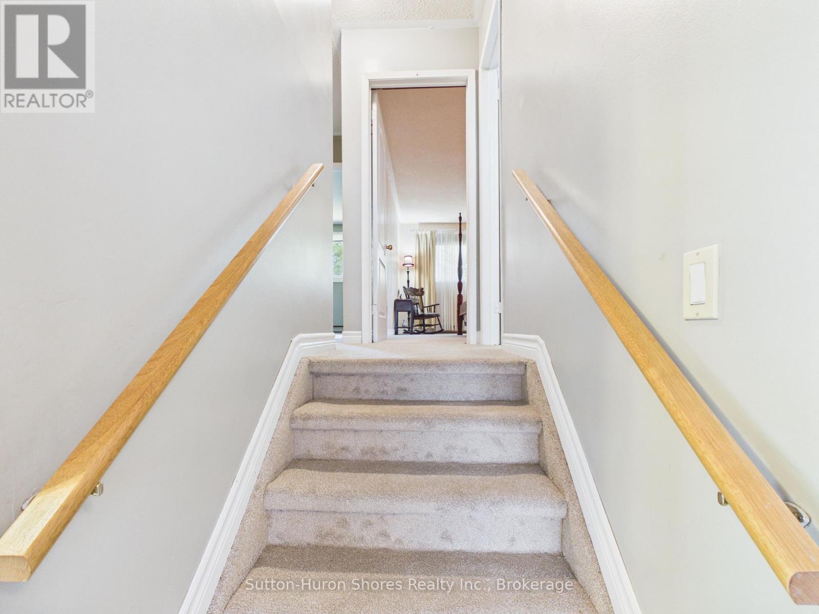793 Ruby Street, Saugeen Shores, Ontario N0H 2C4 - Photo 10 - X13674672