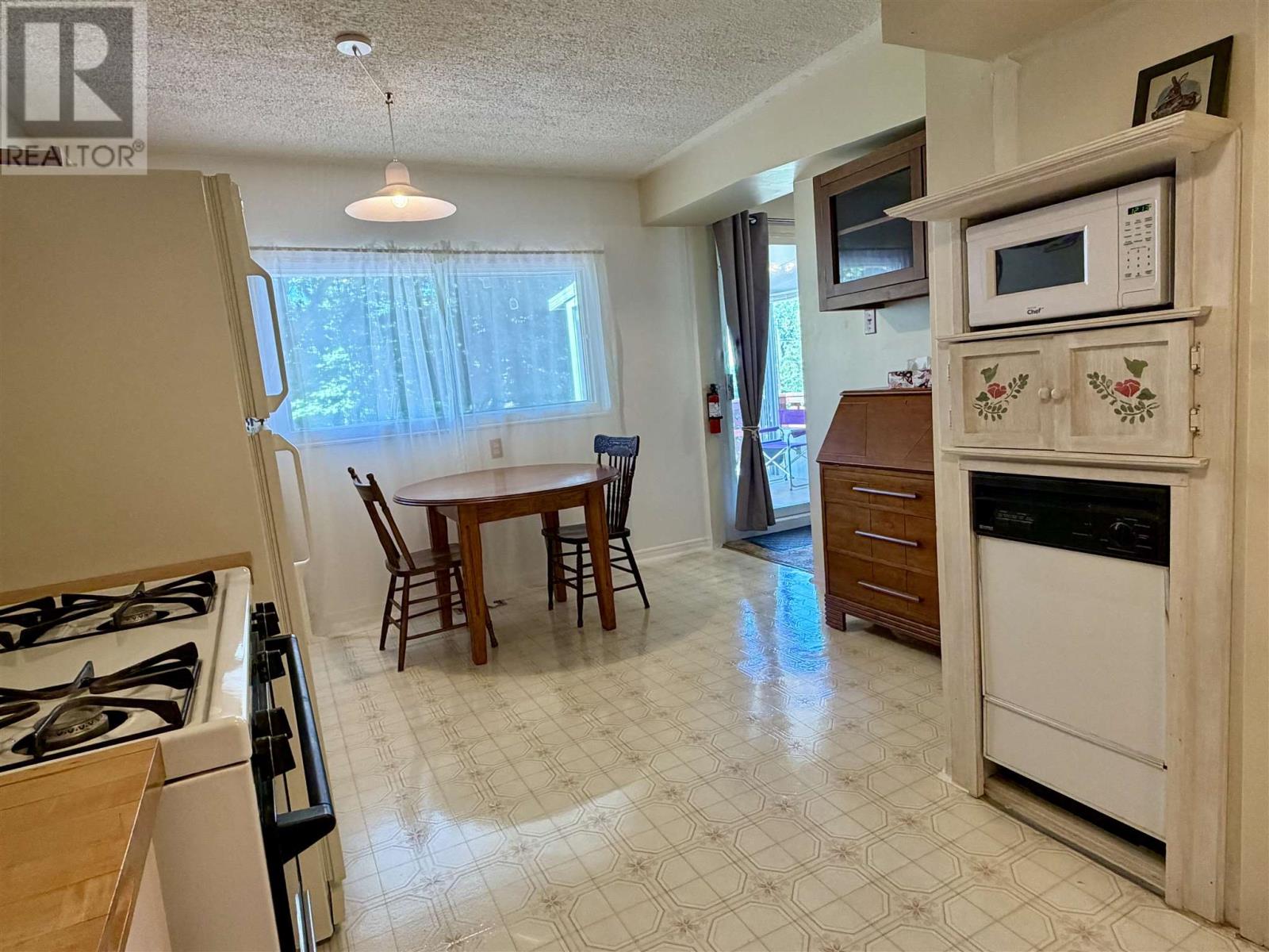89c Spruce Ave, Elliot Lake, Ontario  P5A 2C1 - Photo 6 - SM262187