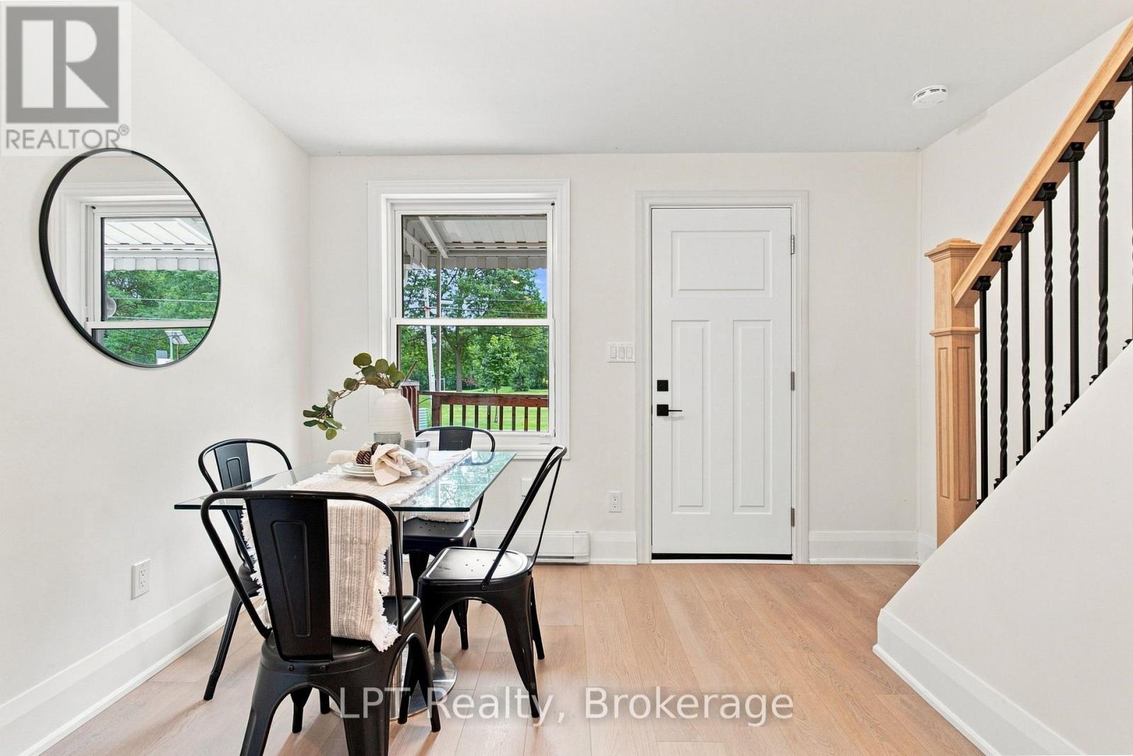 112 Olive Avenue, Oshawa, Ontario  L1H 2P2 - Photo 3 - E13675392
