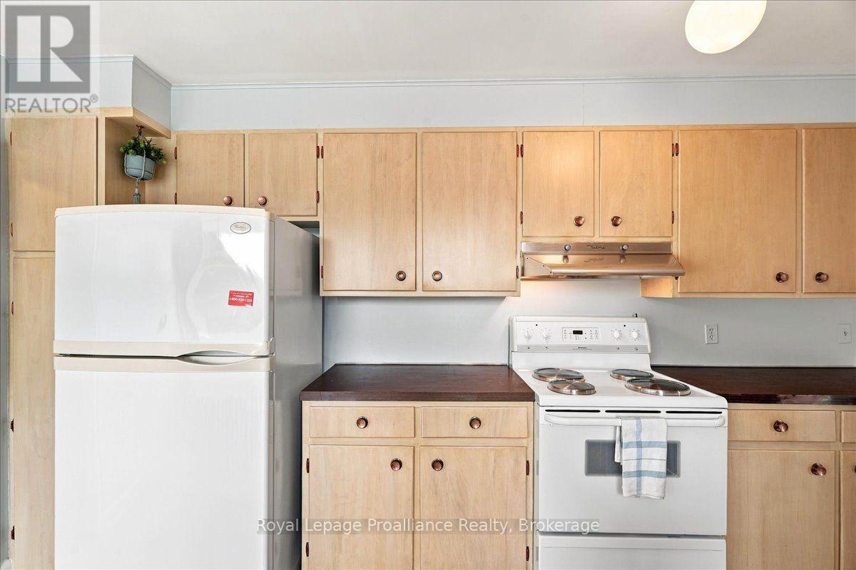120 Sidney Crescent, Quinte West, Ontario  K0K 1E0 - Photo 8 - X13675440