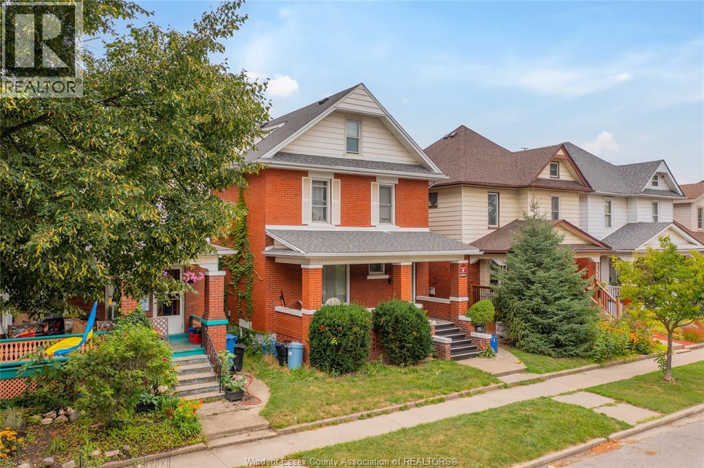 1333 WINDERMERE, Windsor, Ontario