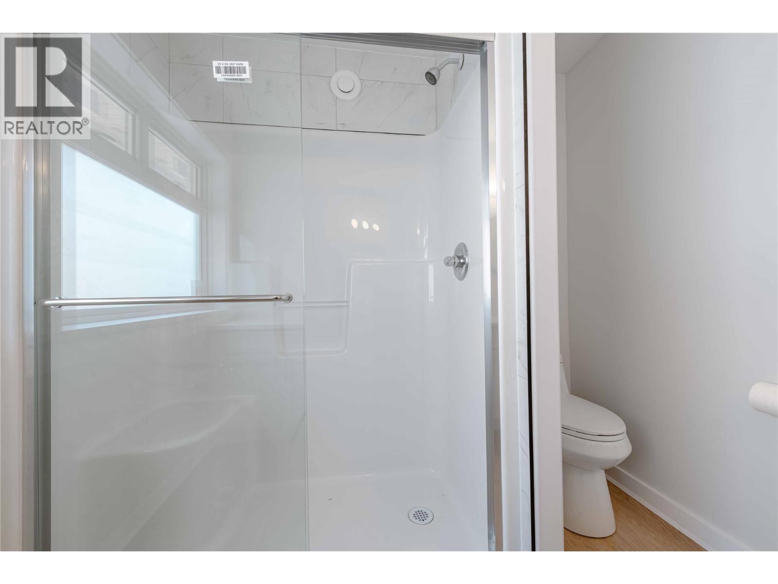 2014 Lanzo Lane, Revelstoke, British Columbia  V0E 2S1 - Photo 25 - 10393941