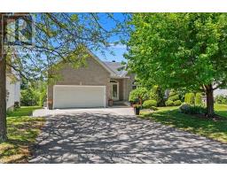 17 WARNOCK COURT, Ottawa, Ontario
