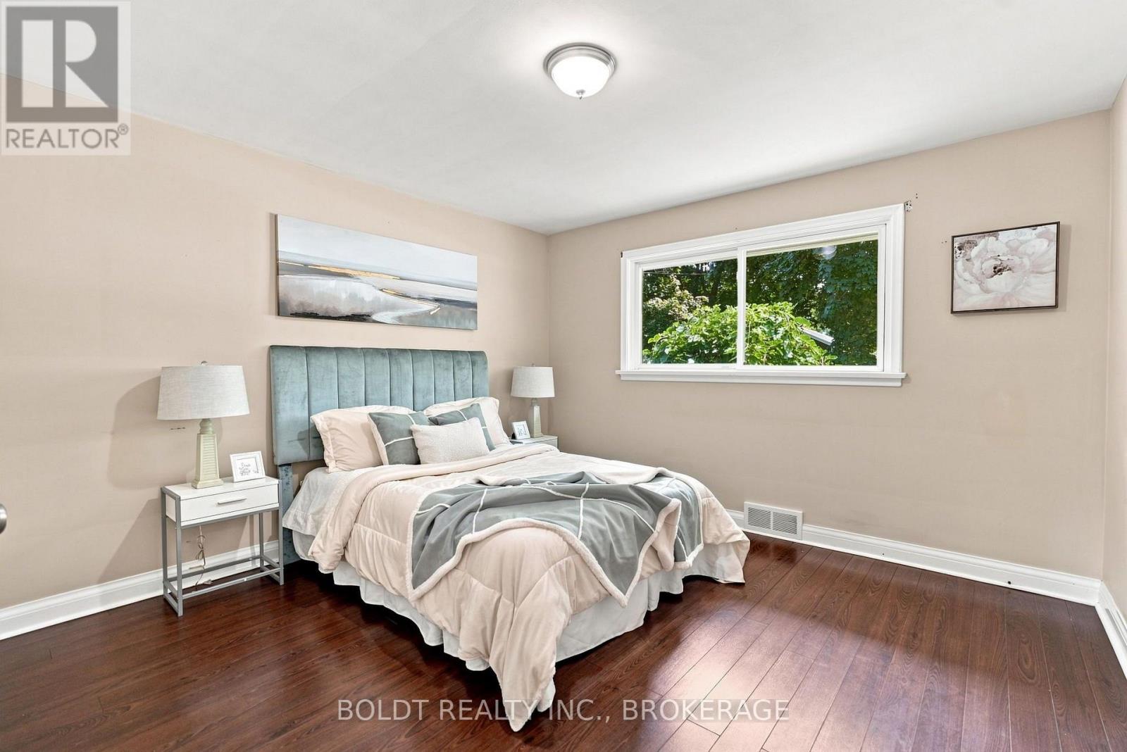 23 Woodelm Drive, St. Catharines, Ontario  L2M 4N5 - Photo 15 - X13675510