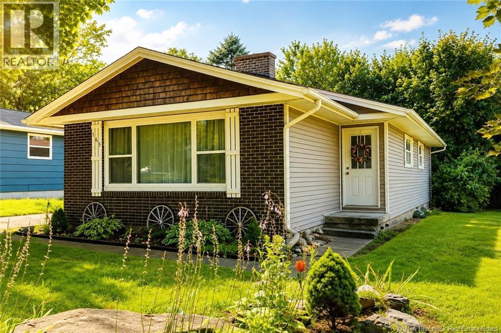 165 Saint John Street, Woodstock, New Brunswick  E7M 2T9 - Photo 2 - NB145943
