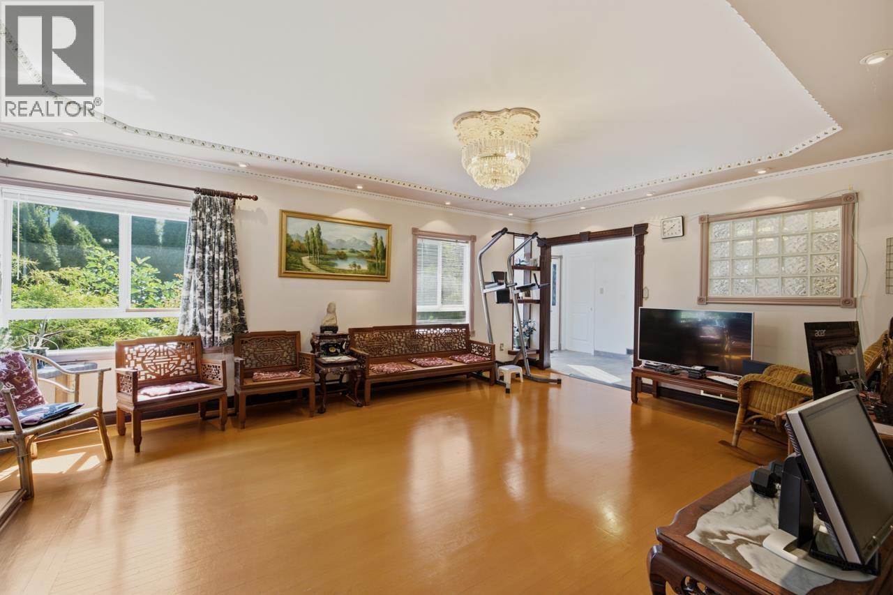 55 W King Edward Avenue, Vancouver, British Columbia V5Y 2H6 - Photo 6 - R3155752