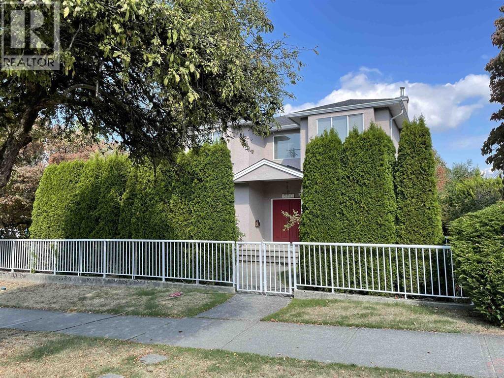 699 W 29TH AVENUE, Vancouver, British Columbia