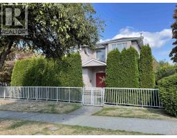 699 W 29TH AVENUE, Vancouver, British Columbia