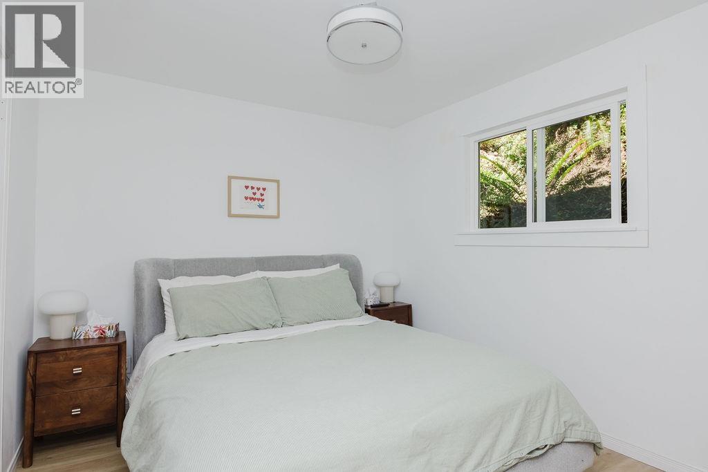 915 Marine Drive, Gibsons, British Columbia  V0N 1V1 - Photo 14 - R3155763