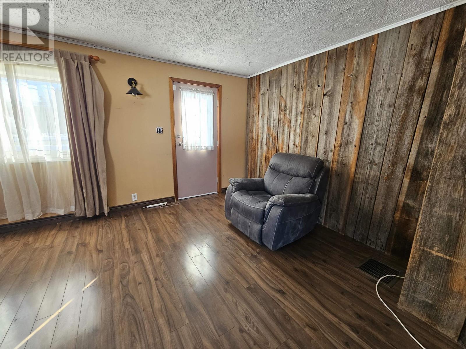 11845 Highway 2, Leamington, Nova Scotia  B0M 1X0 - Photo 19 - 202602876