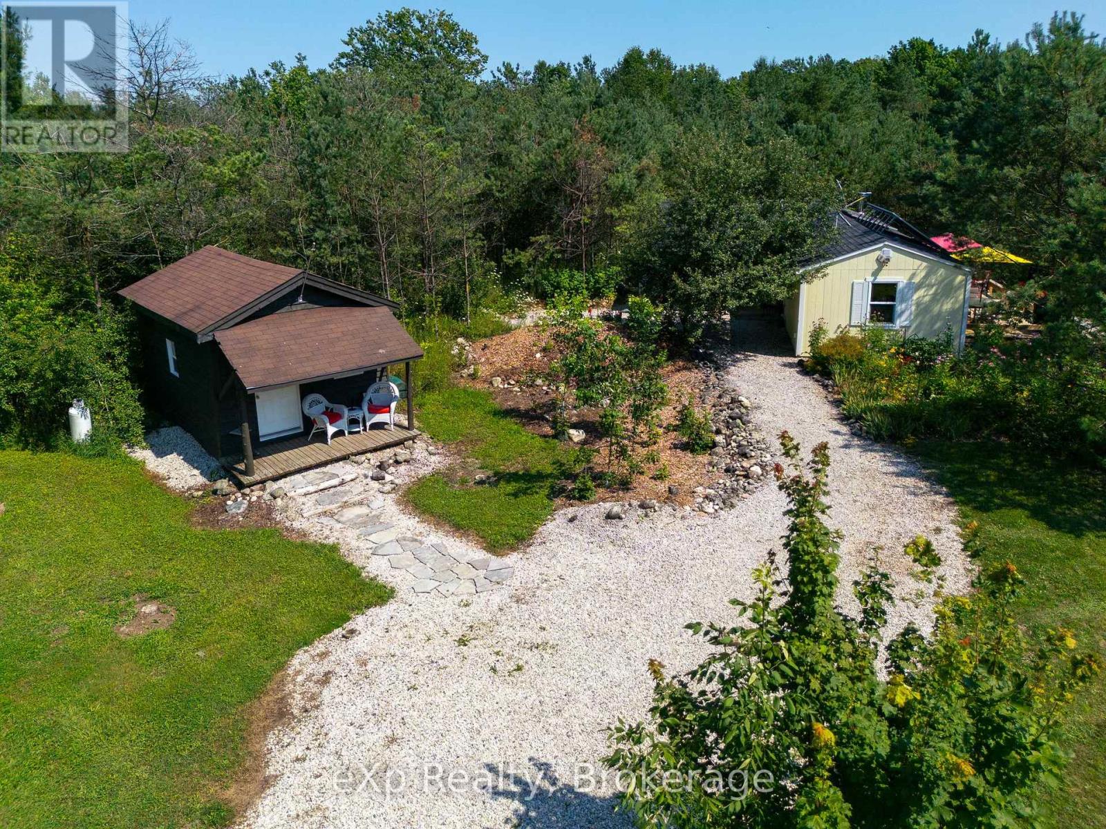 174745 Mulock Road, West Grey, Ontario  N0G 1S0 - Photo 4 - X13675448